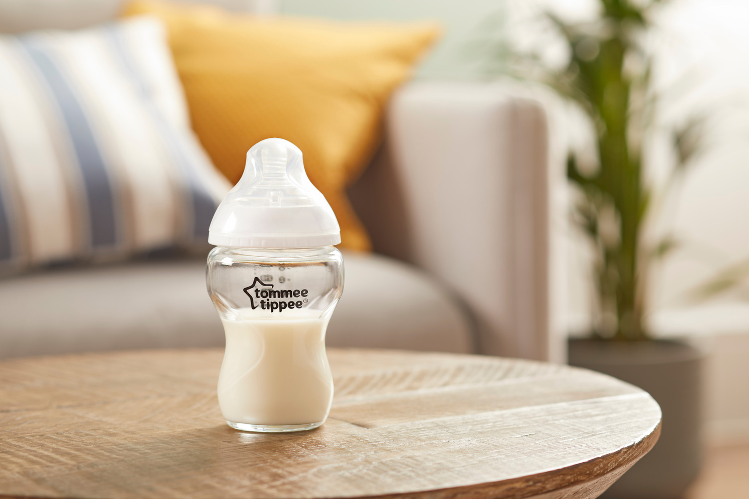 COMBO Ty Ngậm Vui Nhộn Tommee Tippee FunFriends 6-18m &amp; Bình Sữa PPSU Ty Siêu Mềm Tommee Tippee 260ml, Họa Tiết