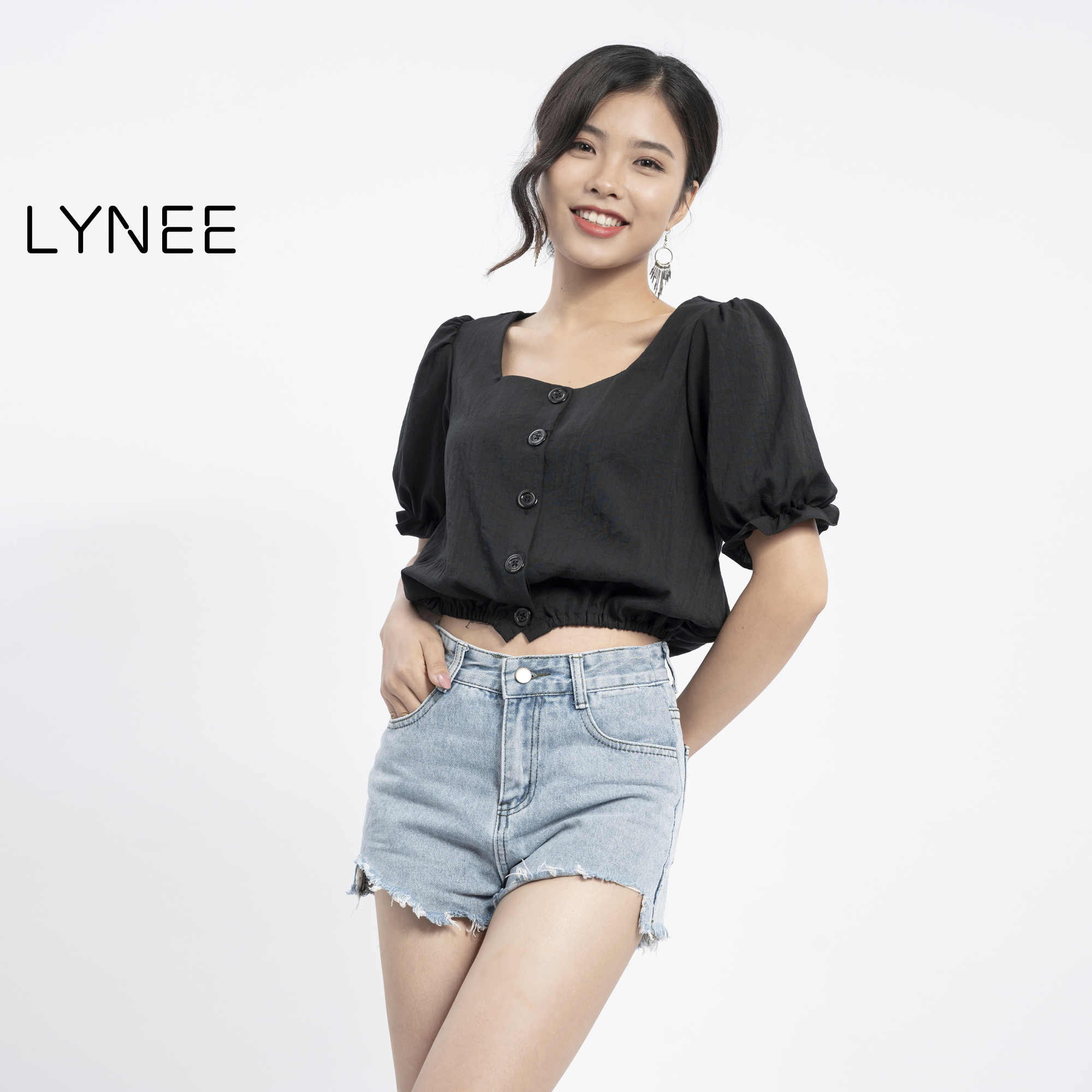 Áo croptop cổ vuông nữ tay bồng LYNEE áo kiểu nữ croptop vải linen mềm mát xinh dịu dàng đáng yêu - CT01