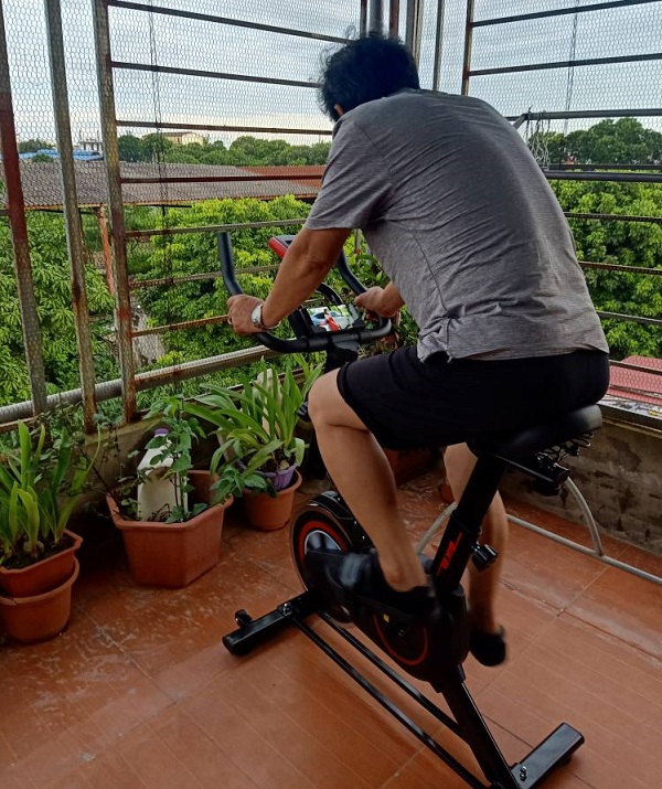 Xe đạp tập thể dục tại nhà HT007 - Xe đạp tập gym tại nhà HT007 chắc chắn, tiết kiệm không gian phù hợp với mọi lứa tuổi