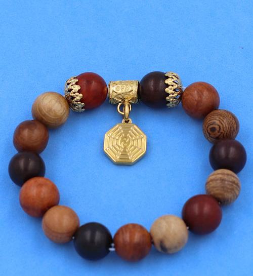 Vòng tay chuỗi hạt Gỗ Đàn Hương 8 màu 12 ly - Vòng tay Bát Quái inox vàng VGDHTMBQHKV12