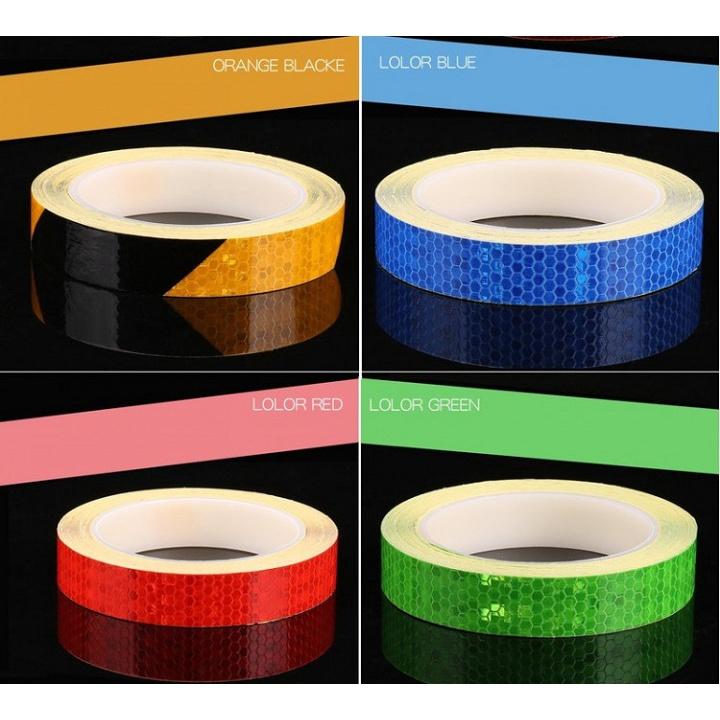 Cuộn Decal 8 Mét Phản Quang Dán Viền Thân Xe Nổi Bật