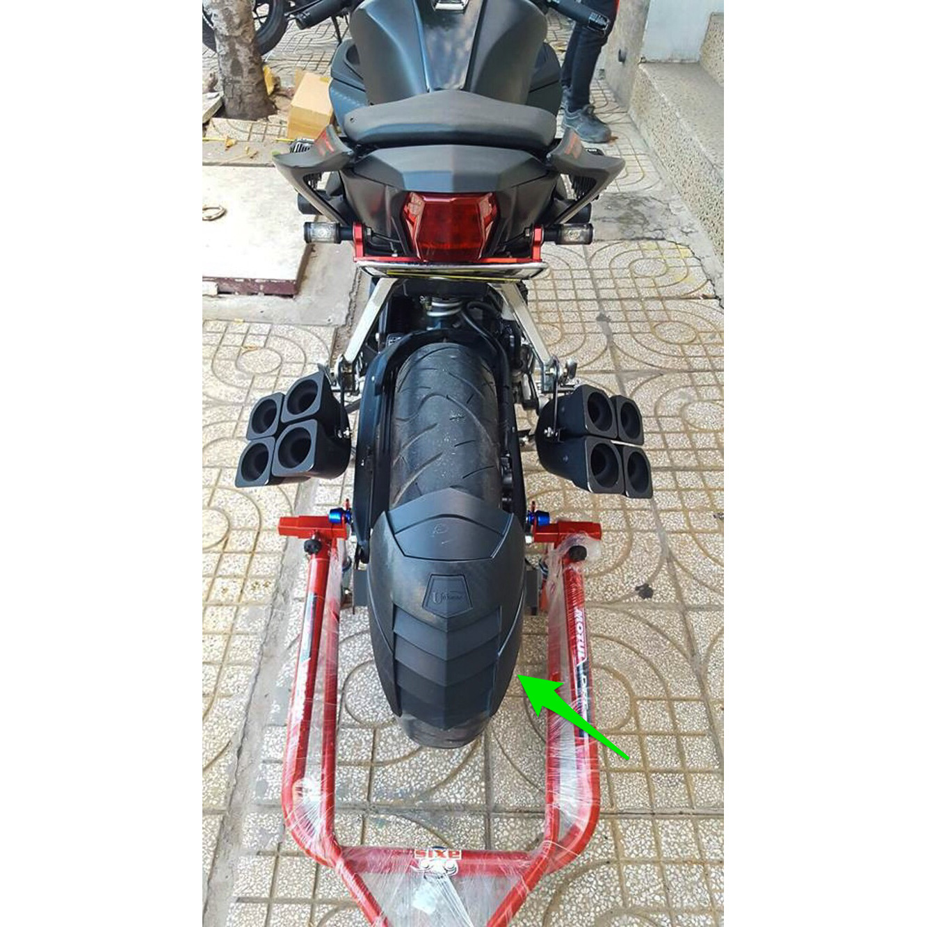 Dè chắn bùn cao cấp dành cho R15 v3