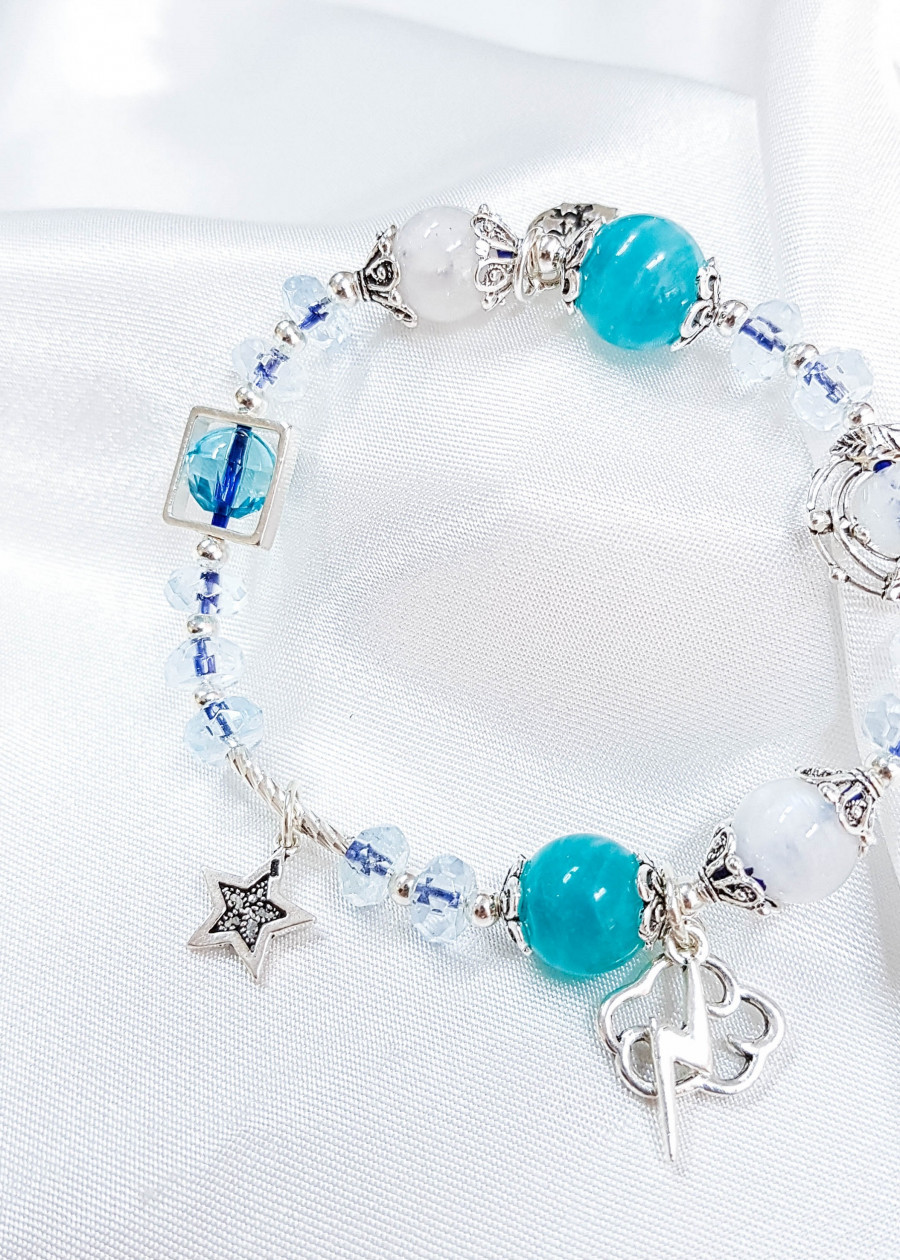 Vòng tay mệnh thủy, kim đá Aquamarite, đá moonstone mix đá pha lê+ charm sao, trắng LAT.108