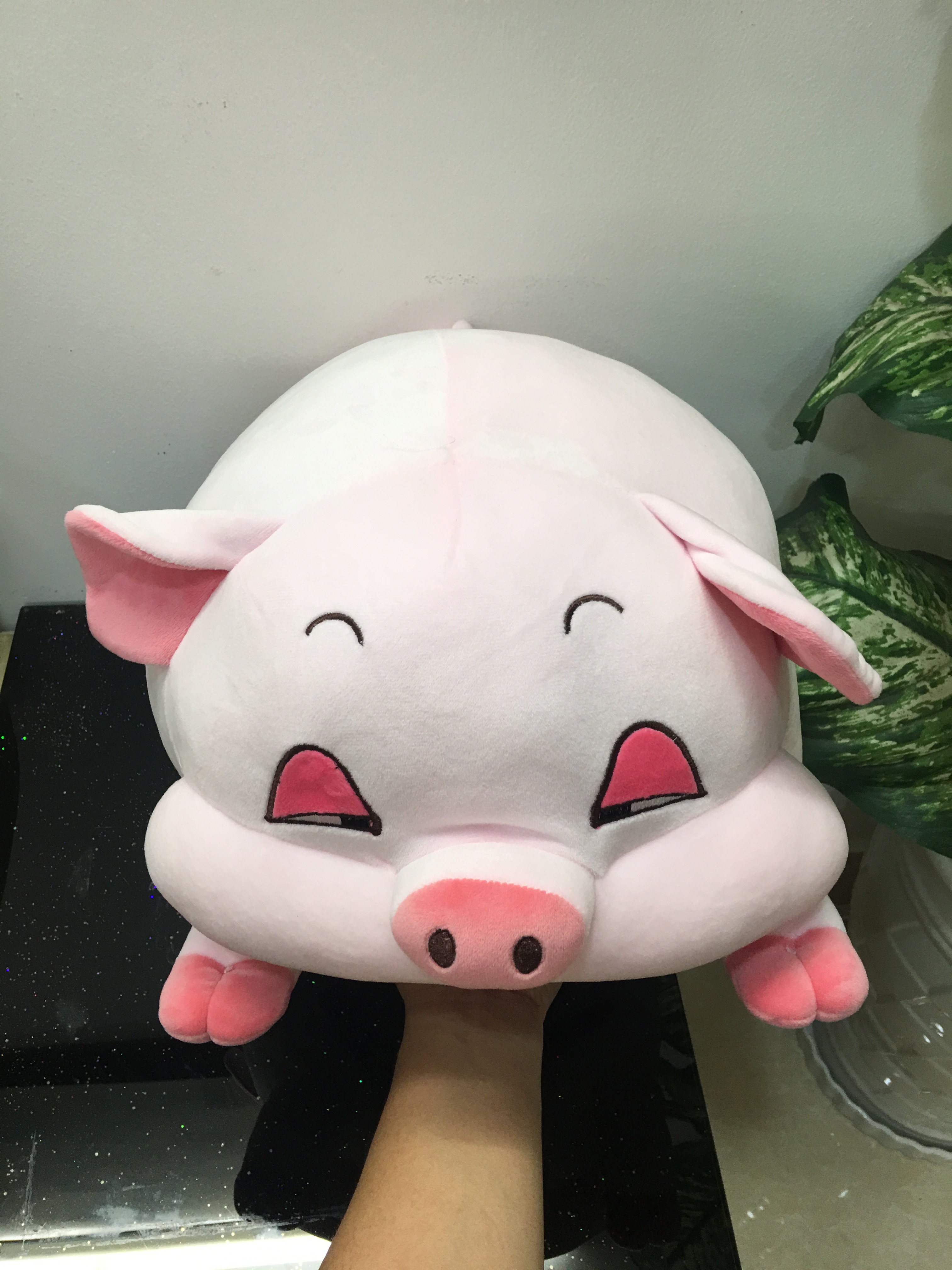 Gấu bông Heo Mắt Hí 48cm