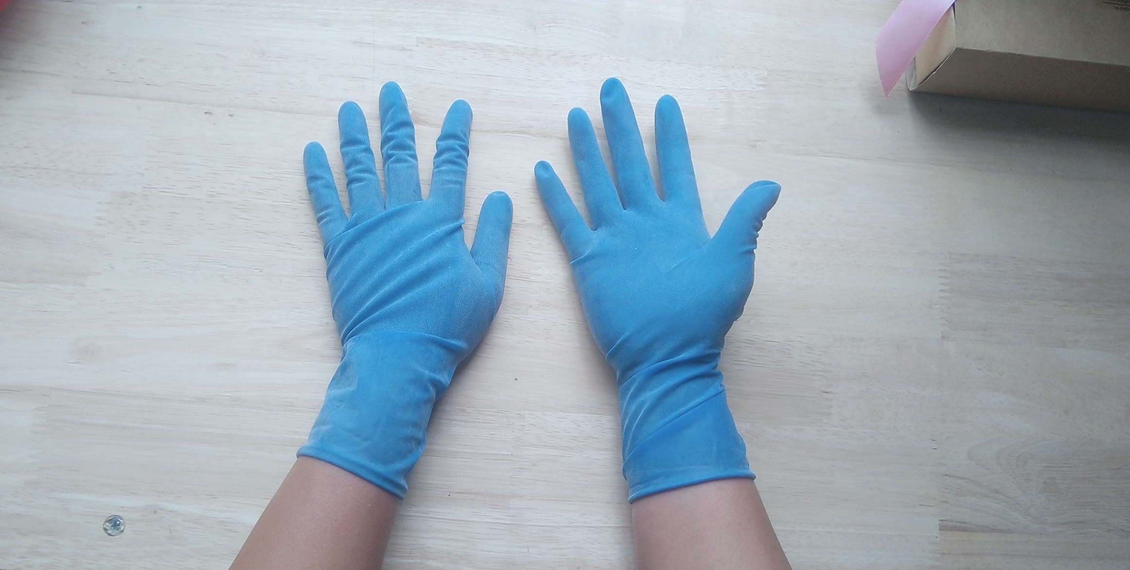 Combo 20 đôi găng tay Latex có bột màu xanh dương