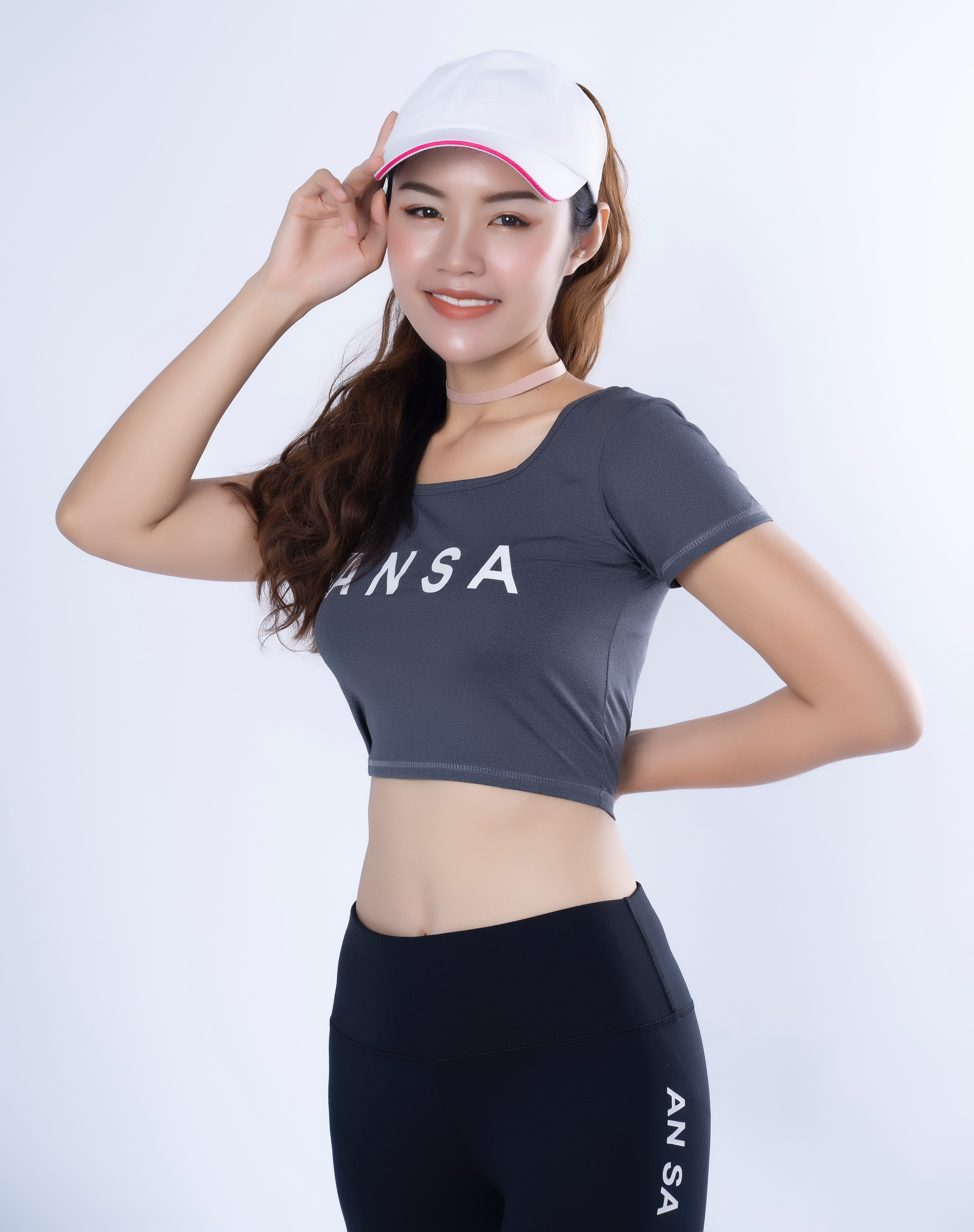 Bộ thể thao nữ quần dài áo croptop có tay Màu Xám - DD301