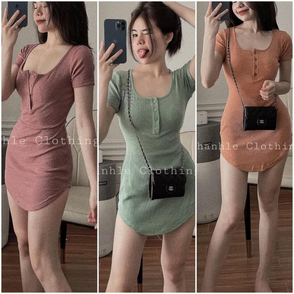 Váy tăm thun khuy cổ tròn đuôi tôm