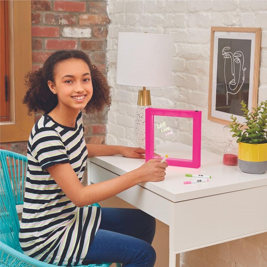 Bảng Đèn Trang Trí Light Up Message 3C4G 18029
