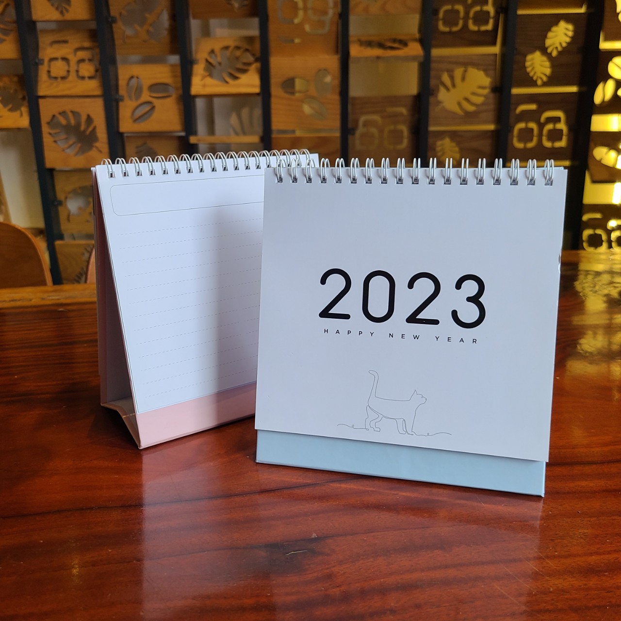 Lịch để bàn 2023 Phong cách Tối giản - Có lịch Âm và Notes, tặng kèm sticker