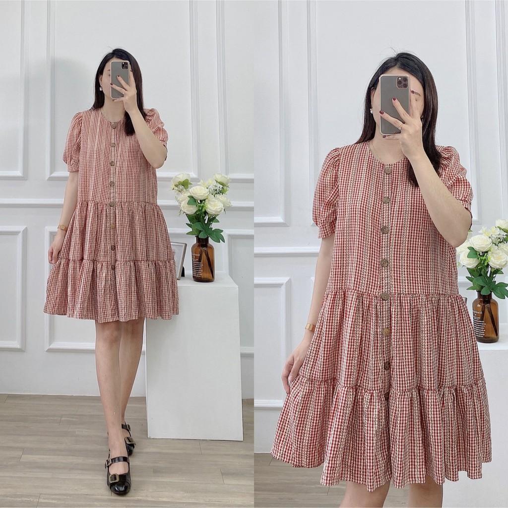 Váy suông sọc caro dáng babydoll, cài cúc thân trước đầm xuông rộng freesize 2 màu đỏ, đen mã V215 - Michi's House