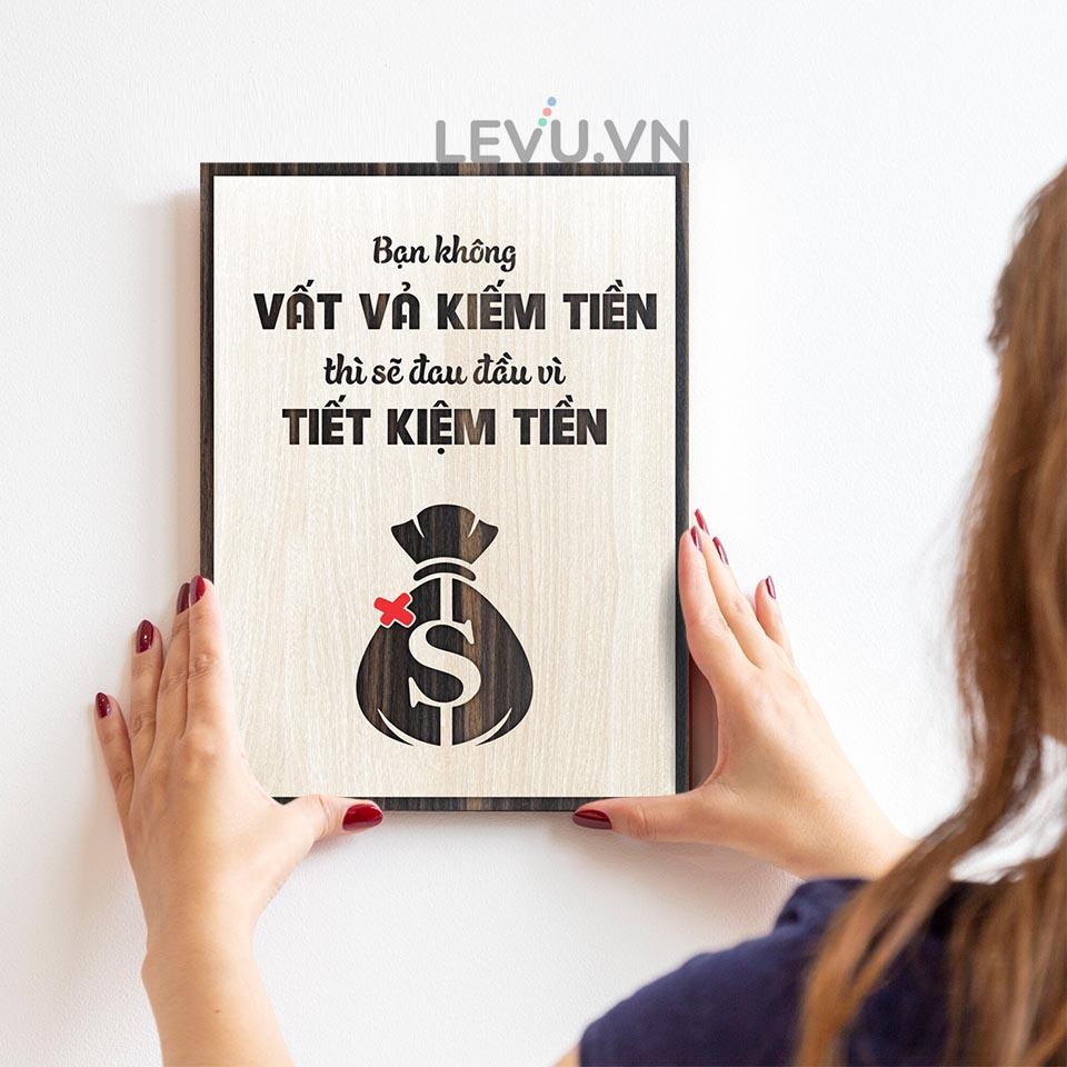 Tranh Truyền Sức Mạnh Sáng Tạo LEVU LV064 bằng gỗ khắc chữ slogan tạo động lực