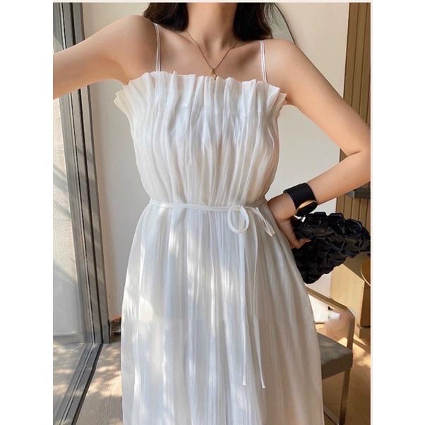 Đầm trắng hai dây xếp li