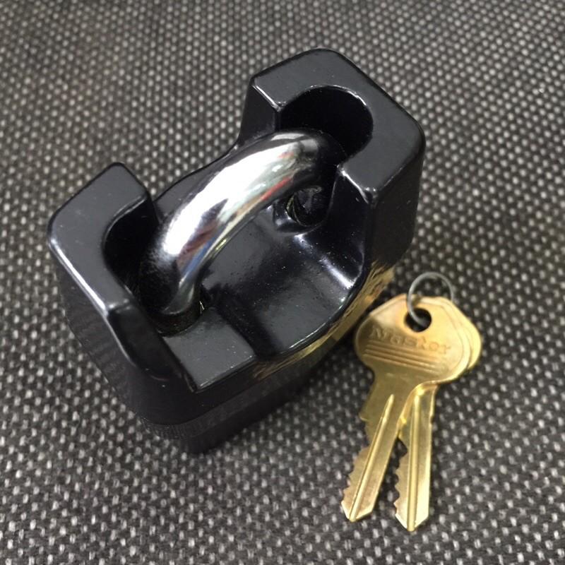 Ổ khóa thép chống cắt Master Lock 6325 thân thép 61mm - Dòng ProSeries