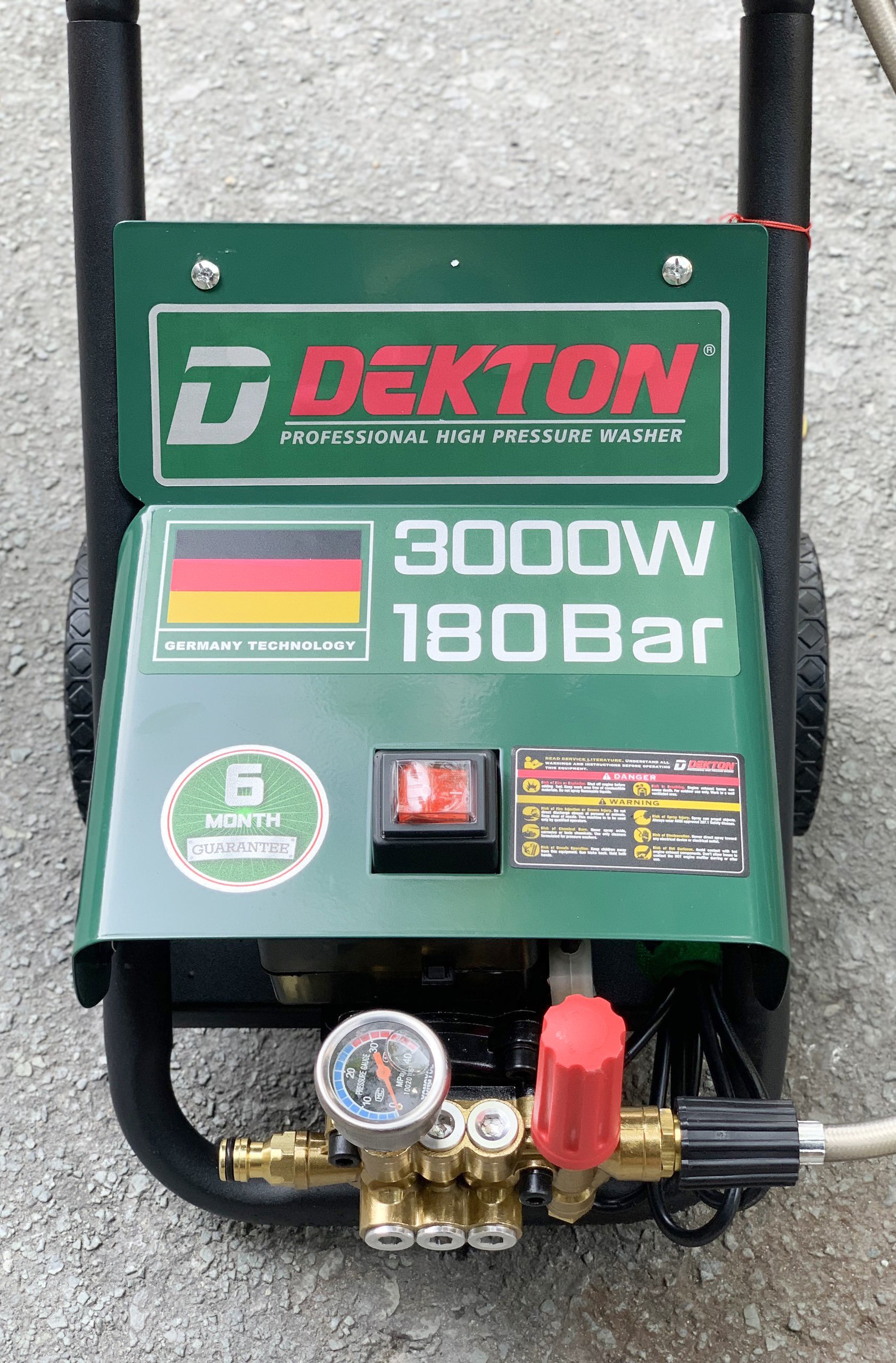 Máy Rửa Xe 3000W Dekton DK-CWR3000A