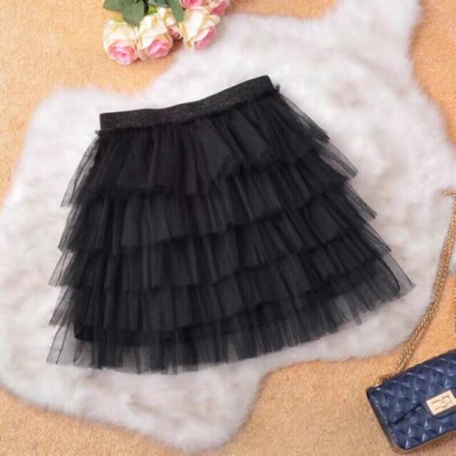 Chân váy voan ngắn nhiều tầng