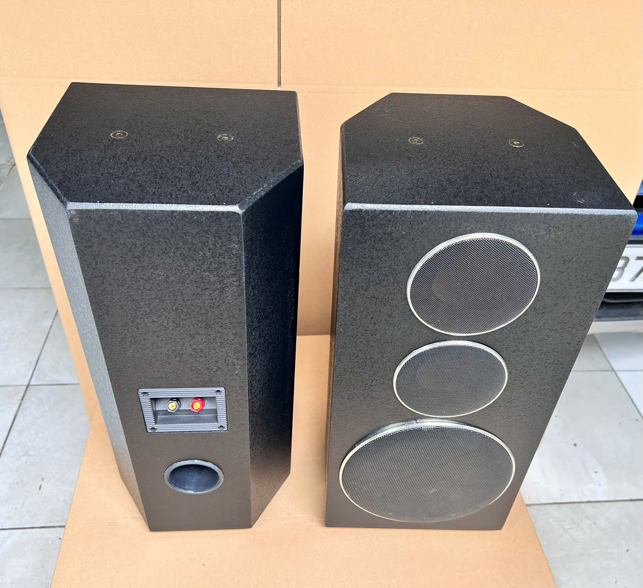 VỎ THÙNG LOA 2 TẤC THÙNG SƠN 1 LỖ BASS 20 VÀ 2 LỖ CHÉP 10 CM (GIÁ 1 CẶP) HÀNG CHÍNH HÃNG