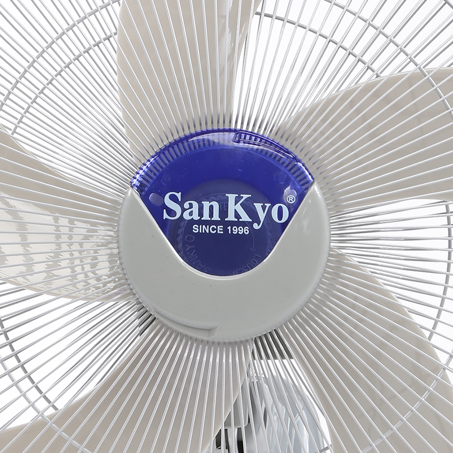 Quạt Treo SanKyo TR323 Cao Cấp (Có Remote)