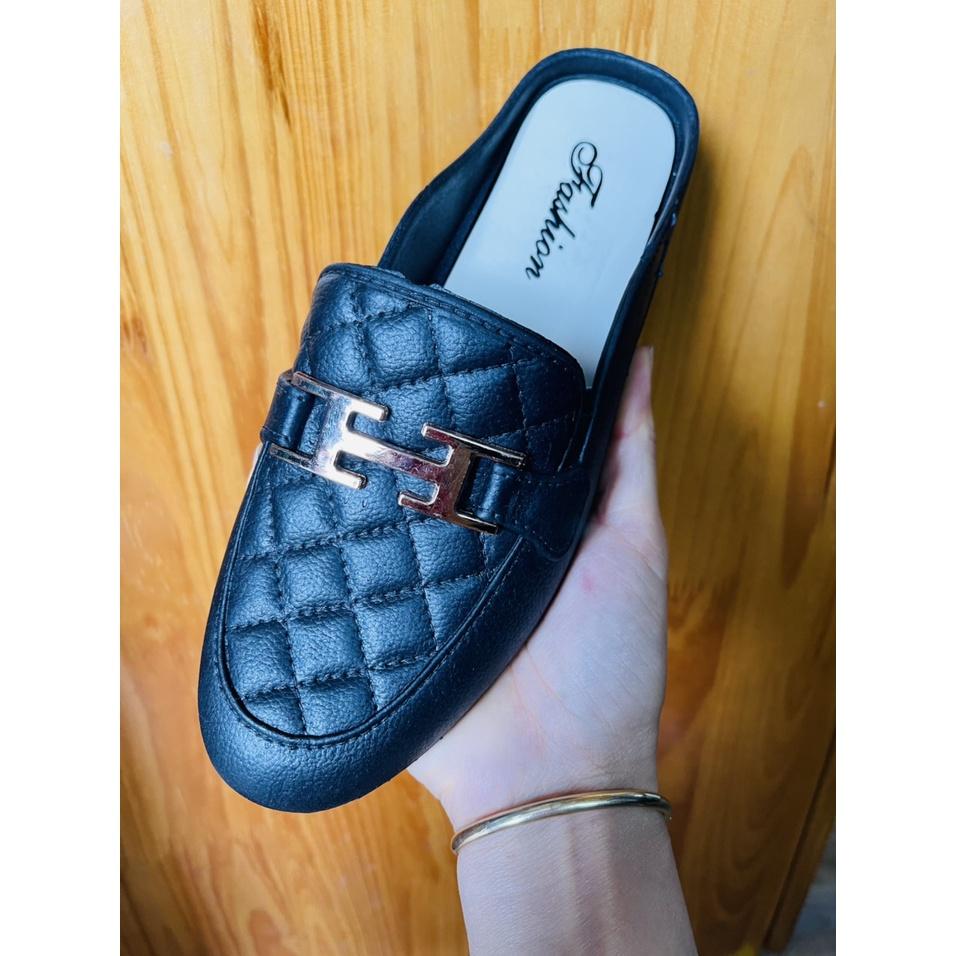 Dép Sục Nữ Nhựa Màu Đen Chịu Nước , Trẻ Trung 1609H