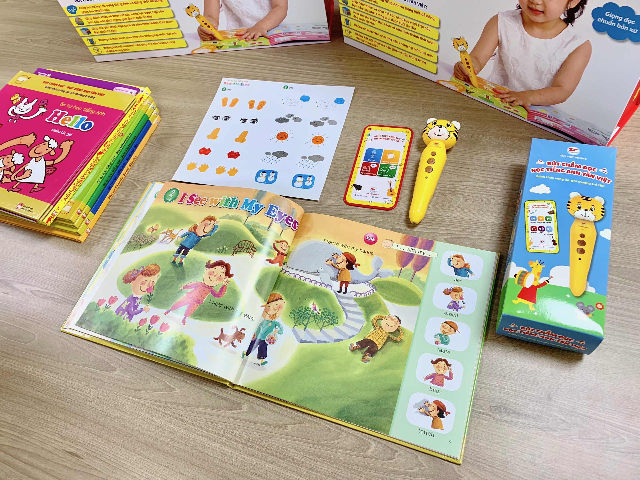 Bút Chấm Đọc: Học Tiếng Anh - Đánh Thức Năng Lực Phi Thường Từ Trẻ Thơ
