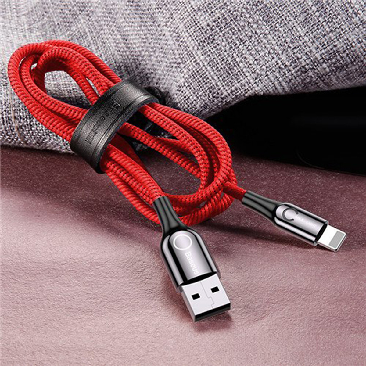 Cáp sạc 2.4A Baseus C-shaped tích hợp đèn Led tự ngắt khi pin đầy cho iPhone/iPad dài 100CM - Hàng chính hãng