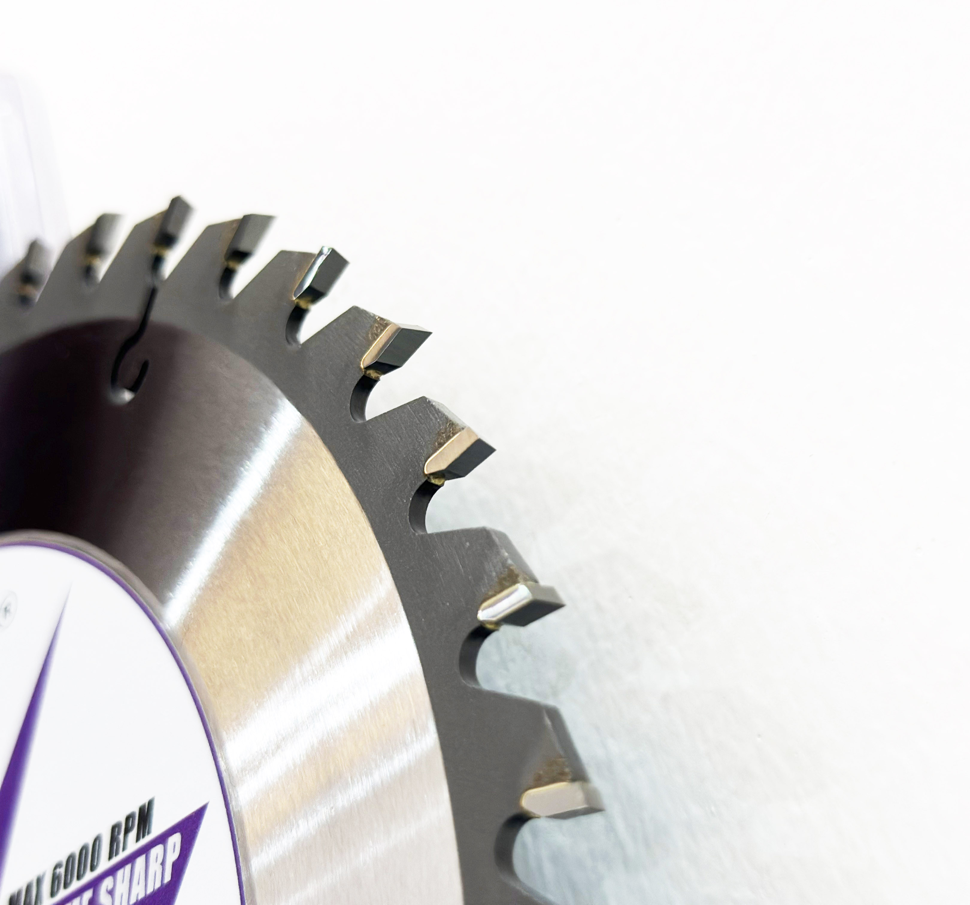 LƯỠI CƯA GỖ TCT 40 RĂNG đường kính phi Ø 254mm KYNKO WXZ254040U