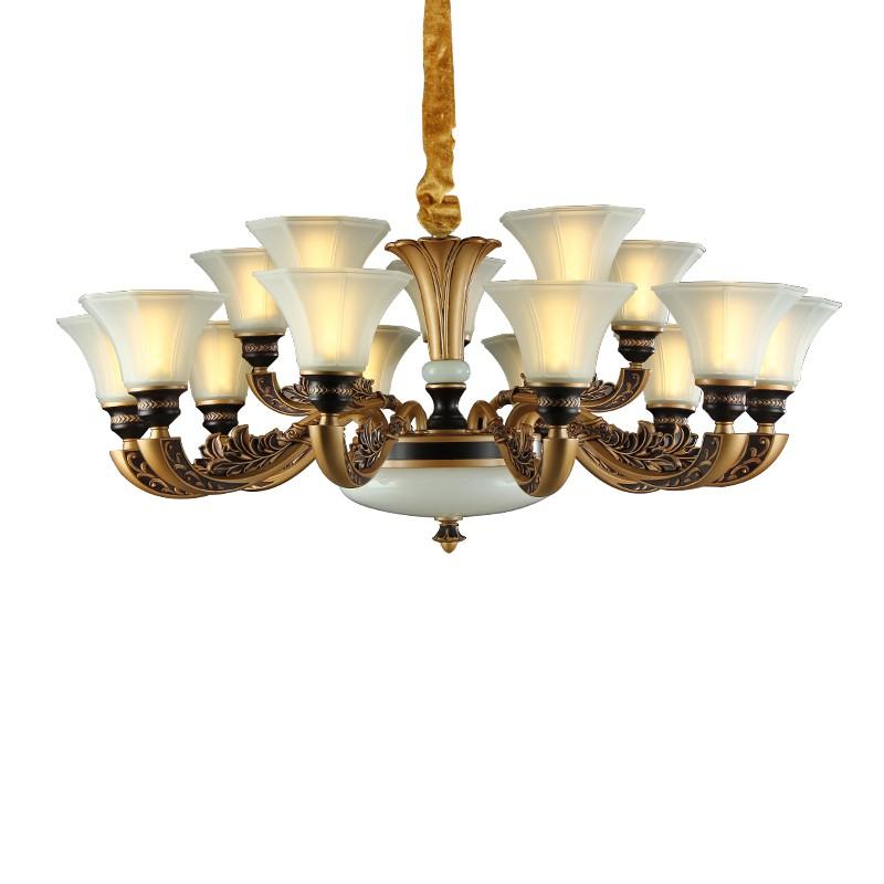 Đèn chùm SET loại 15 tay phong cách Châu Âu tăng thêm sự sang trọng cho không gian