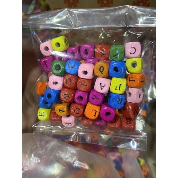 Hạt xâu gỗ chữ cái 10 mm