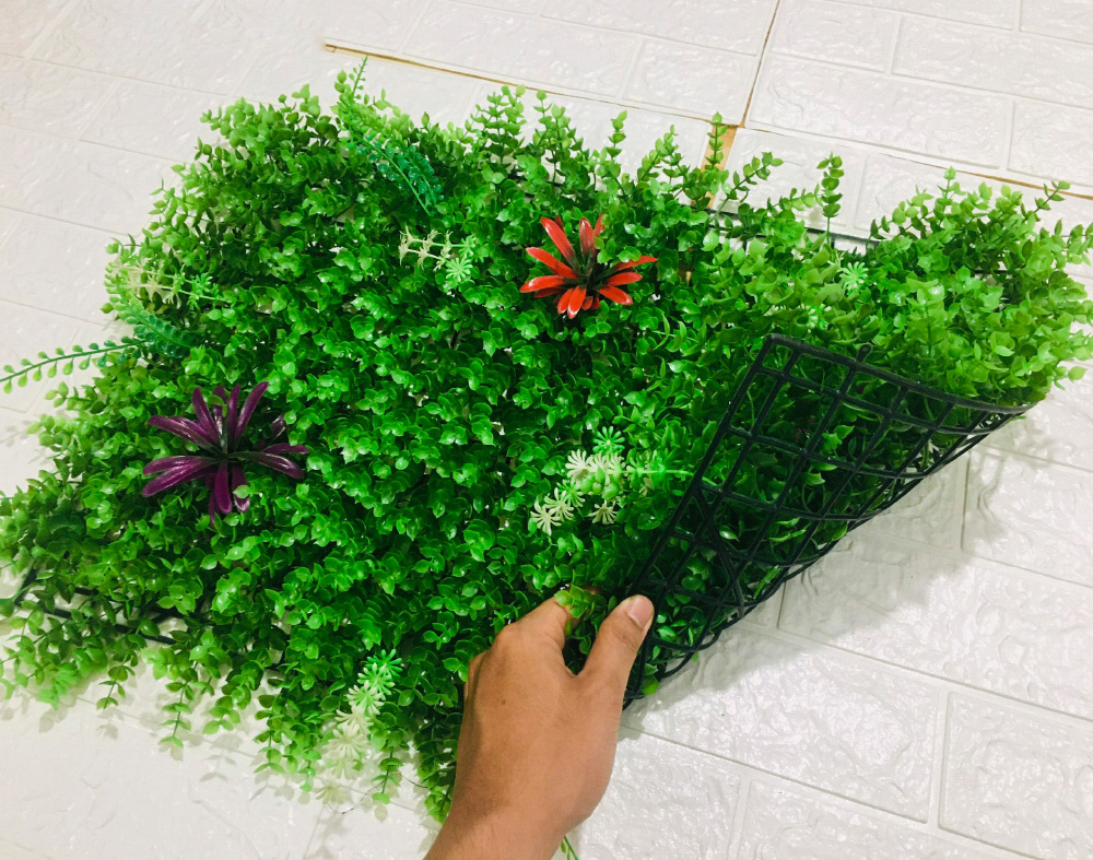 Combo 5 tấm cỏ nhựa treo tường đính hoa Bạch Đàn kích thước 40cm x 60cm