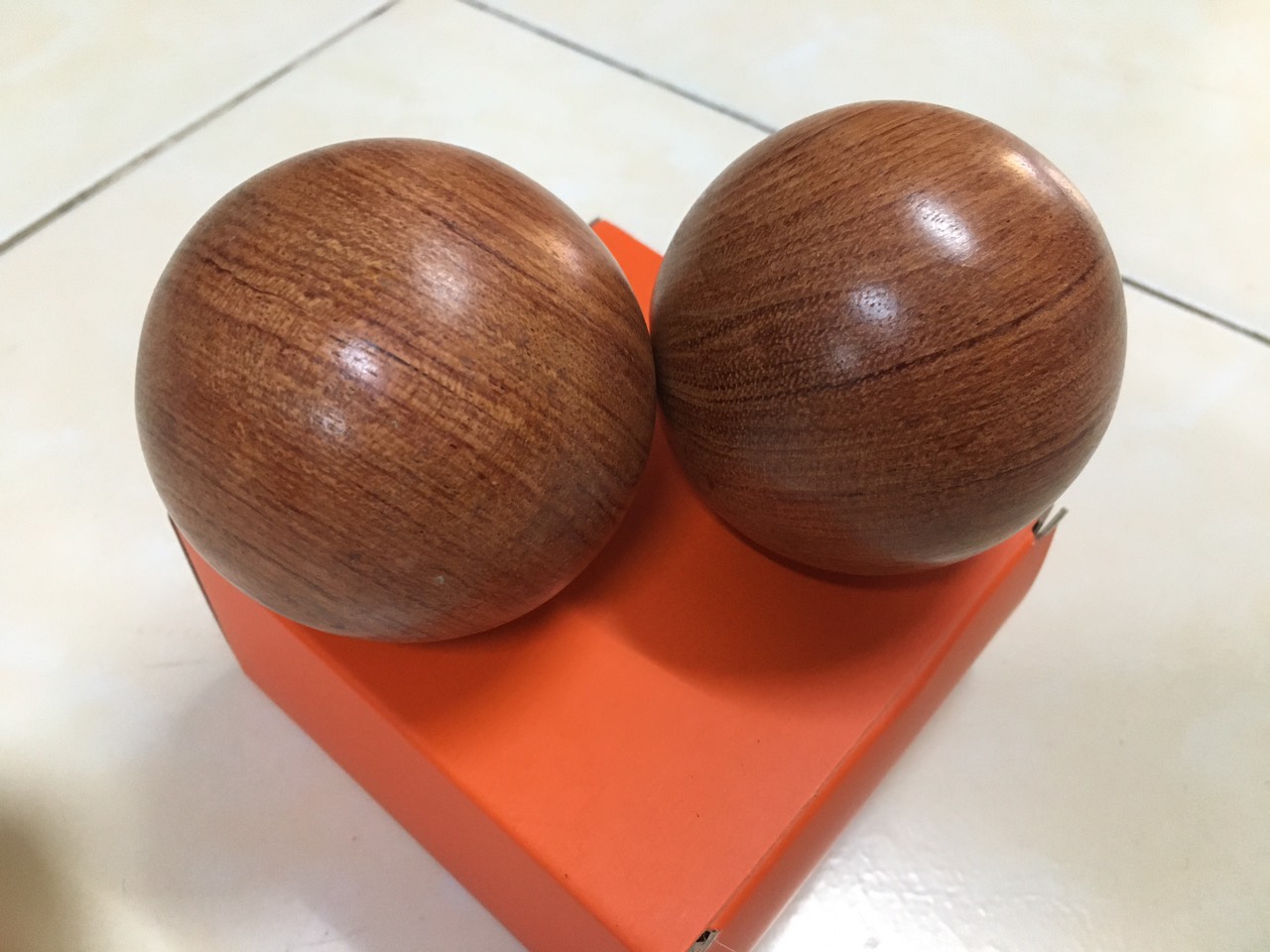 Bi lăn tay gỗ Hương hạt 5cm - Sản phẩm cho sức khoẻ