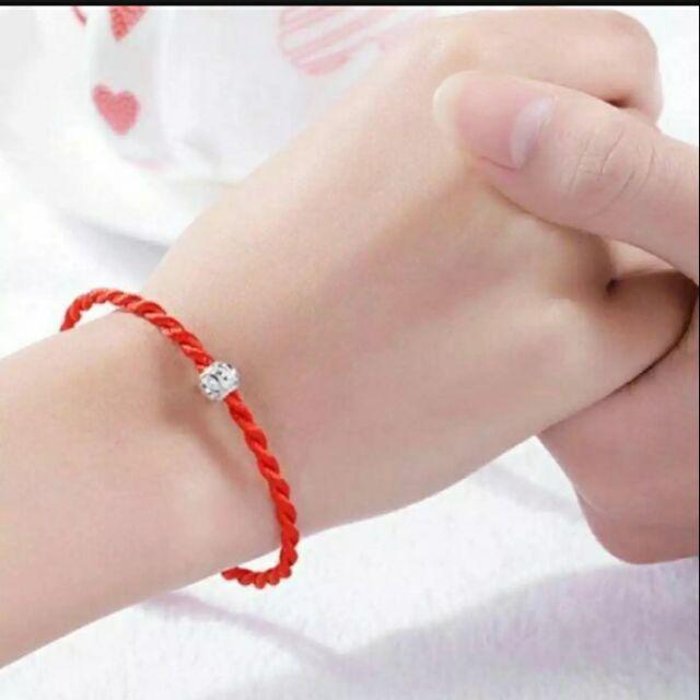 Vòng tay chỉ đỏ mix bạc ta chuẩn