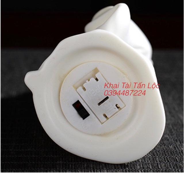 Tượng Thiền sư an nhiên gốm sứ trắng có đèn
