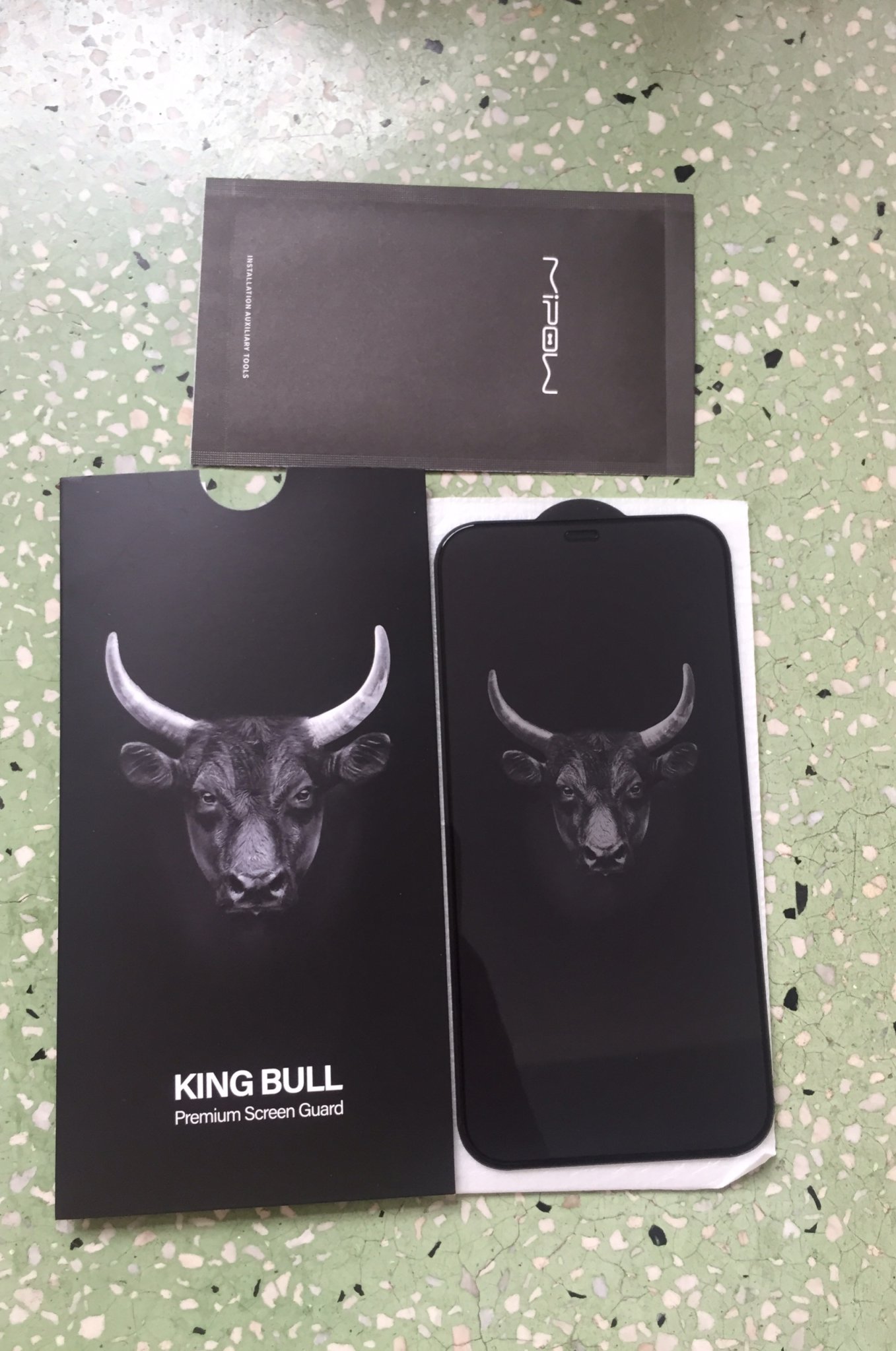 MIẾNG DÁN CƯỜNG LỰC MIPOW KINGBULL PREMIUM FULL HD IPHONE 12 PRO MAX - HÀNG CHÍNH HÃNG