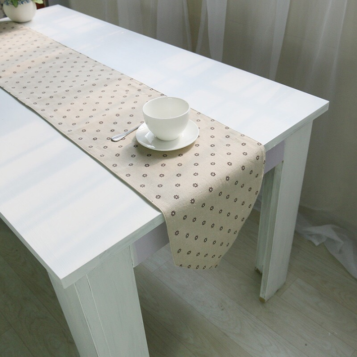Khăn trải bàn table runner vải bố - Hoa bi - mẫu A07
