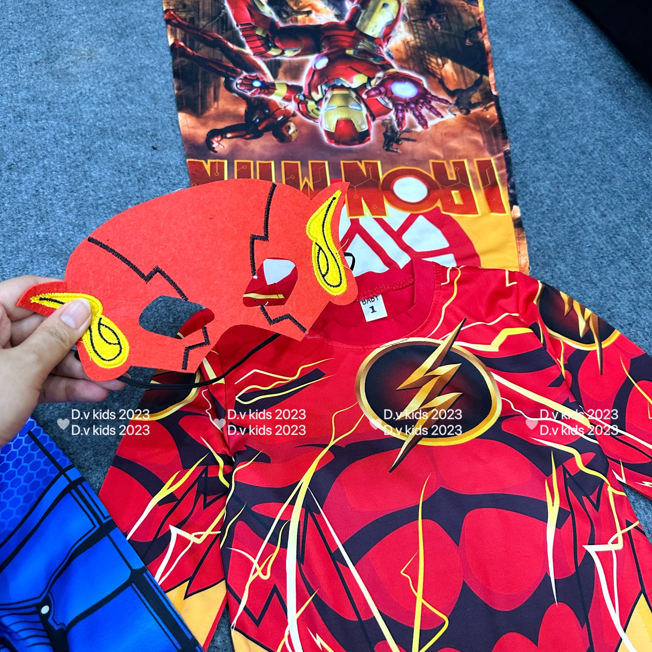 Bộ hóa trang cho bé trai nhân vật iron man superman siêu nhân từ 10-25kg kèm mặt nạ áo choàng