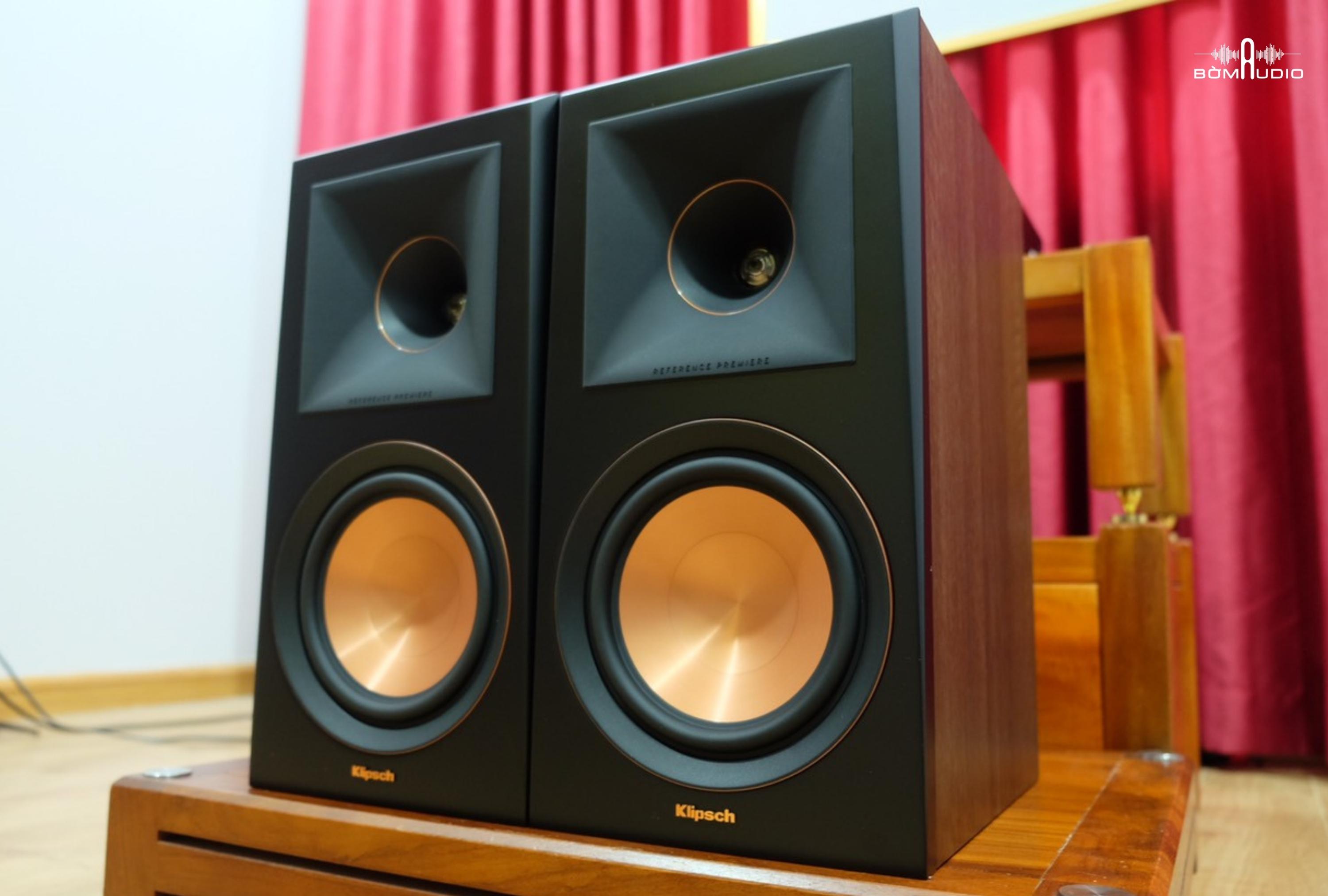 KLIPSCH RP-600M | Dòng Bookshelf Xem Phim Nghe Nhạc Reference Premier Klipsch | Treble Họng Kèn Titanium LTS 25mm Hybrid Tractrix 90°x90° Độc Đáo - Loa Mid/Bass 165mm Cerametalic Phủ Copper Tinh Tế - Độ Nhạy 96dB - 8ohm x 400W | Hàng Chính Hãng _ Mới 100%