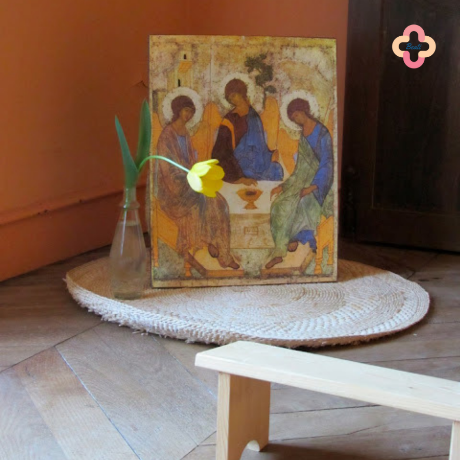 Icon Chúa Ba Ngôi Beati - Tranh Gỗ Thủ Công Màu Rustic / Icon of the Holy Trinity by Andrei Rublev