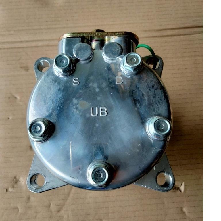 Lốc điều hòa Howo A7 hàng Trung Quốc