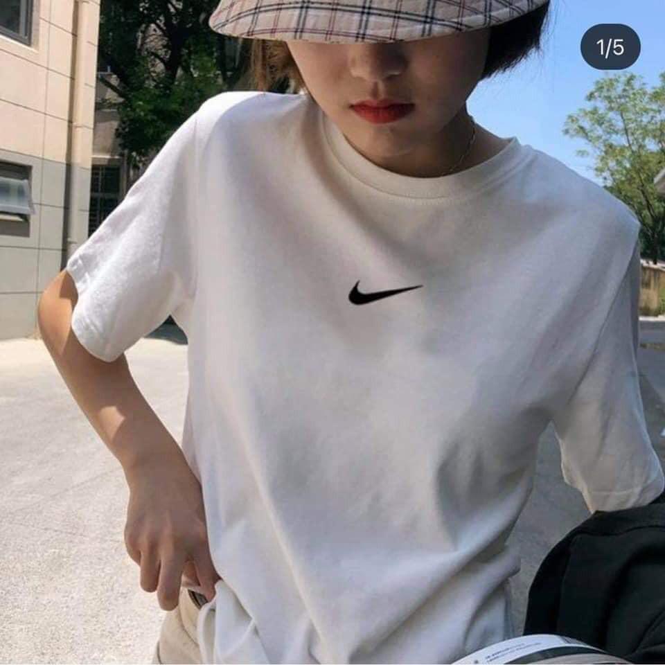 Áo thun tay lỡ Unisex form rộng rãi phong cách thể thao có 2 màu trắng và đen cho giới trẻ