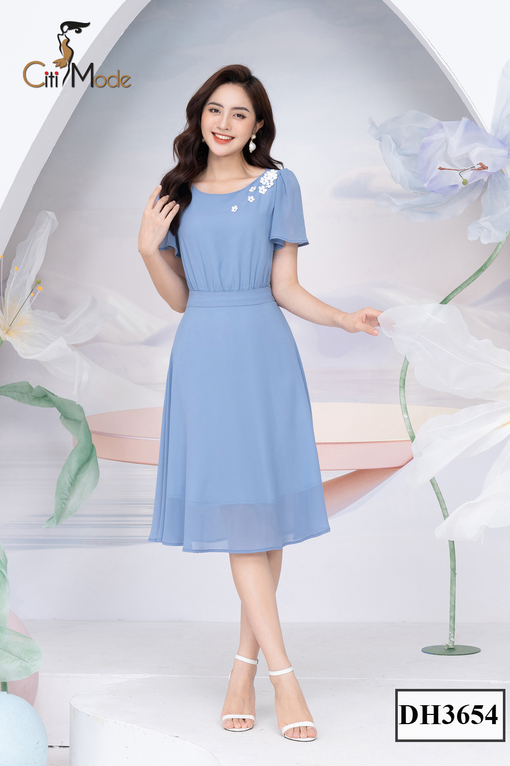 Đầm xoè Voan xanh thêu hoa vai DH3654