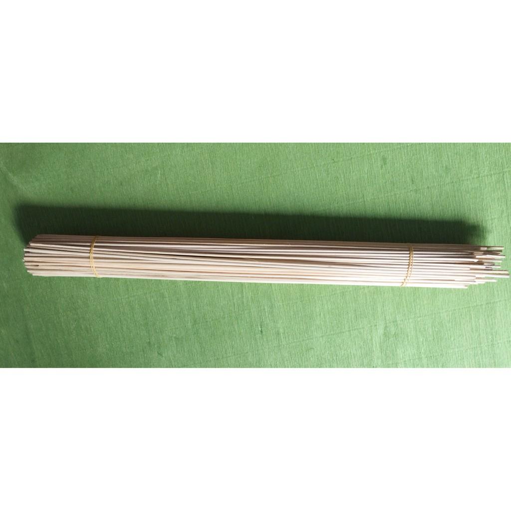 1 kg que gỗ tròn 3 ly dài 58cm- tăm tre tròn dài làm handmade khoảng 180 que