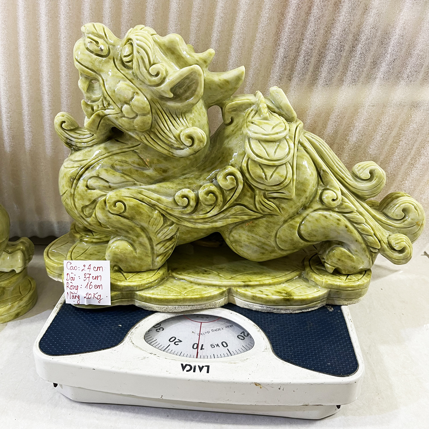 Cặp Đôi Tỳ Hưu Đứng Đá Ngọc Serpentine Xanh - 30 Cm - Mx