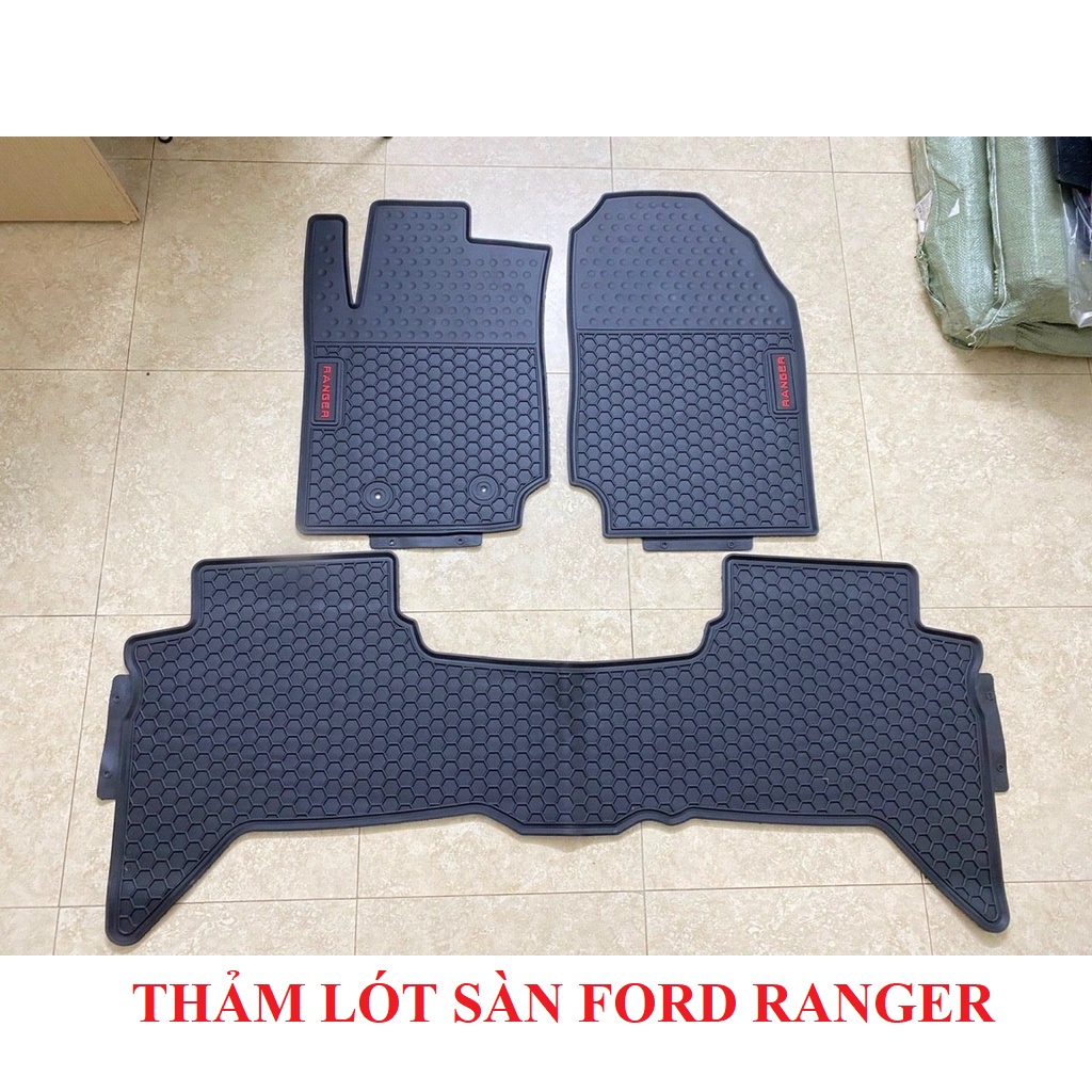 Thảm sàn, lót sàn xe FORD RANGER chất liệu cao su đúc không mùi, không thấm nước – Mẫu chữ đỏ