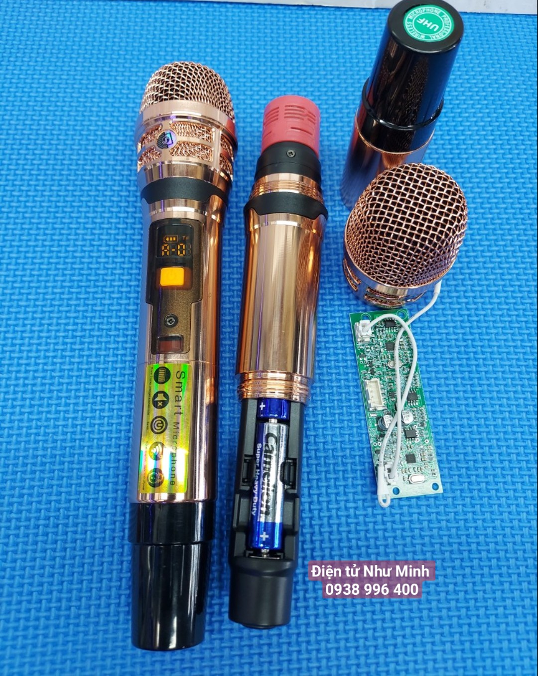 Combo Mạch Loa Kéo Công Suất 2 kênh Lớn Kèm Mic Không Dây ugx20 gold