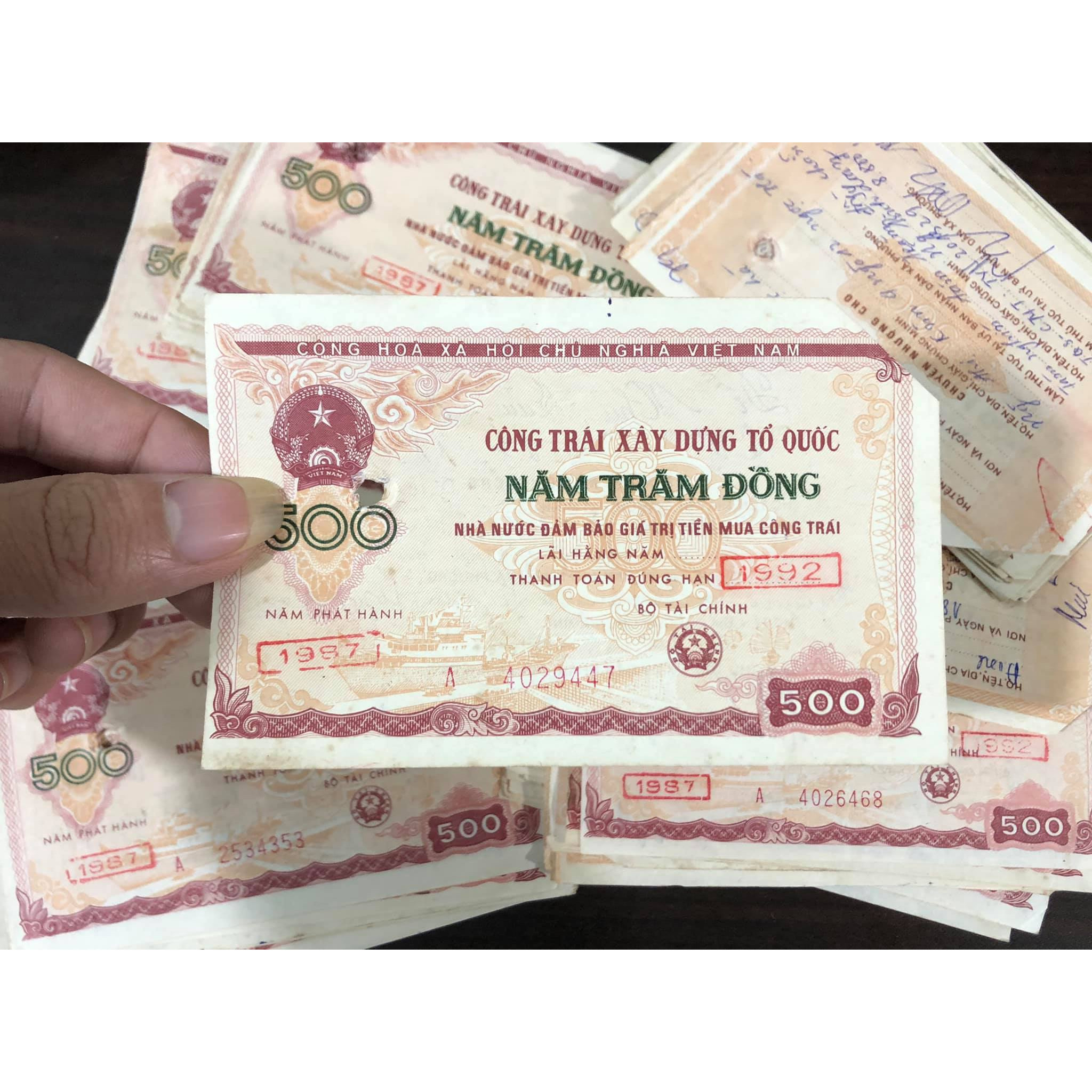 01 tờ công trái xây dựng Tổ Quốc loại 500 đồng phát hành năm 1987 sưu tầm