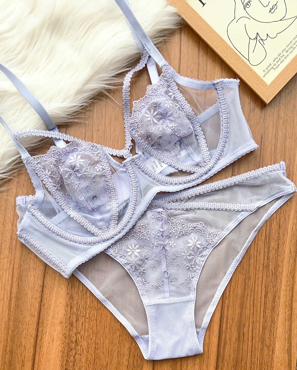 Bộ Đồ Lót Nữ Xinh Xắn - B.Lingerie