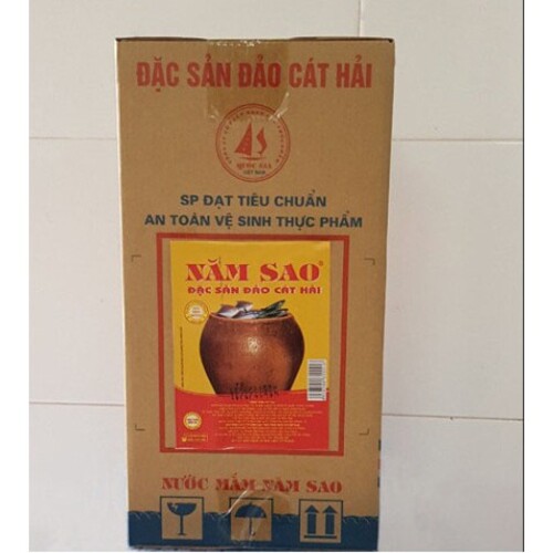 Nước mắm Truyền thống Chum vàng Năm Sao