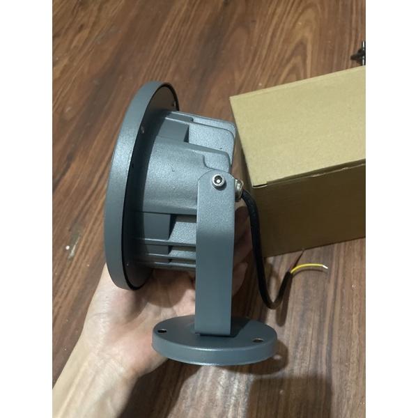 Đèn LED cắm cỏ sân vườn 9W chuyên dùng trang trí chiếu cây cảnh, tiểu cảnh ngoài trời