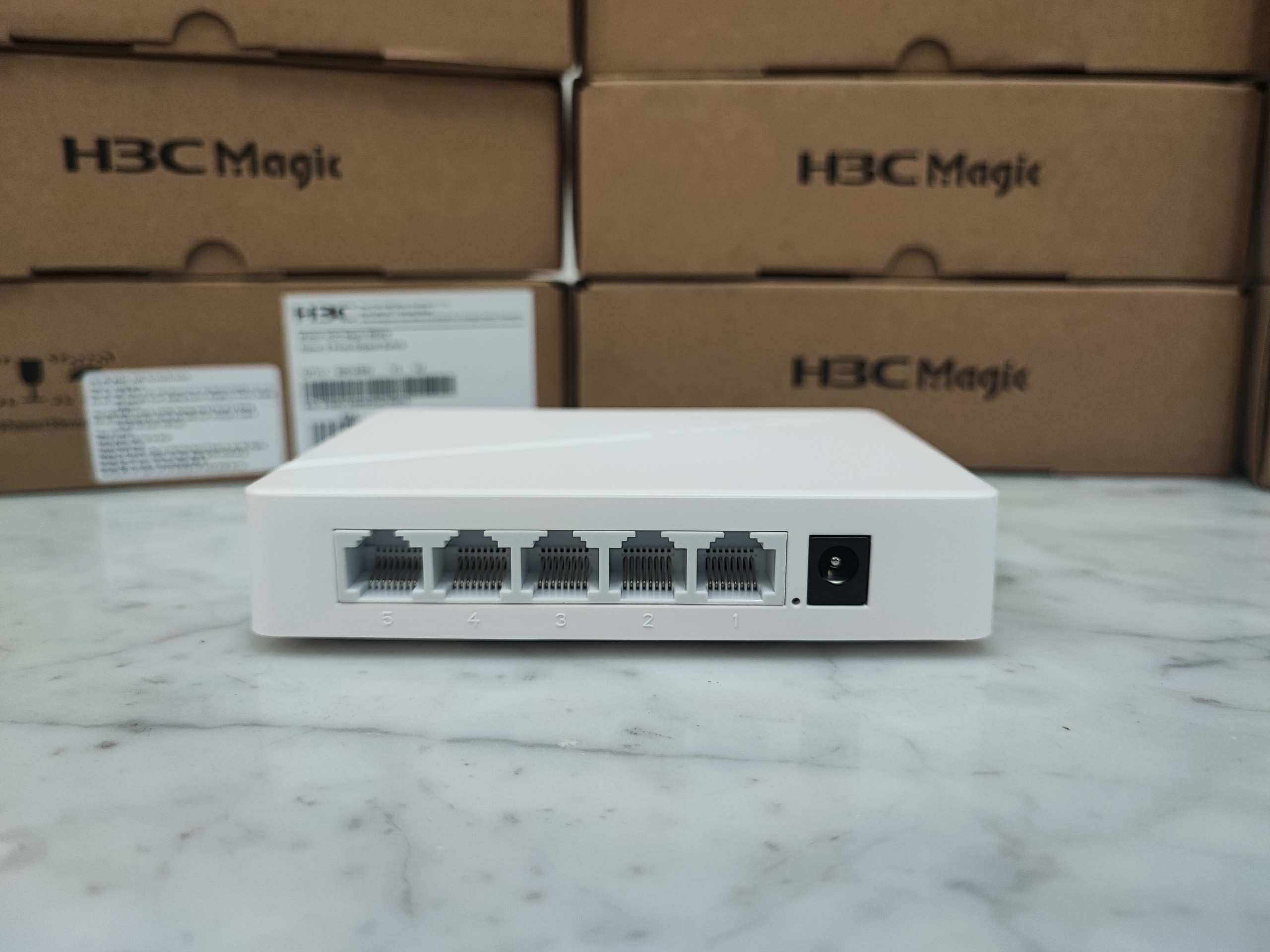 Bộ Chia Mạng Switch Để Bàn H3C BS205 Hàng Chính Hãng 5 Cổng Gigabit