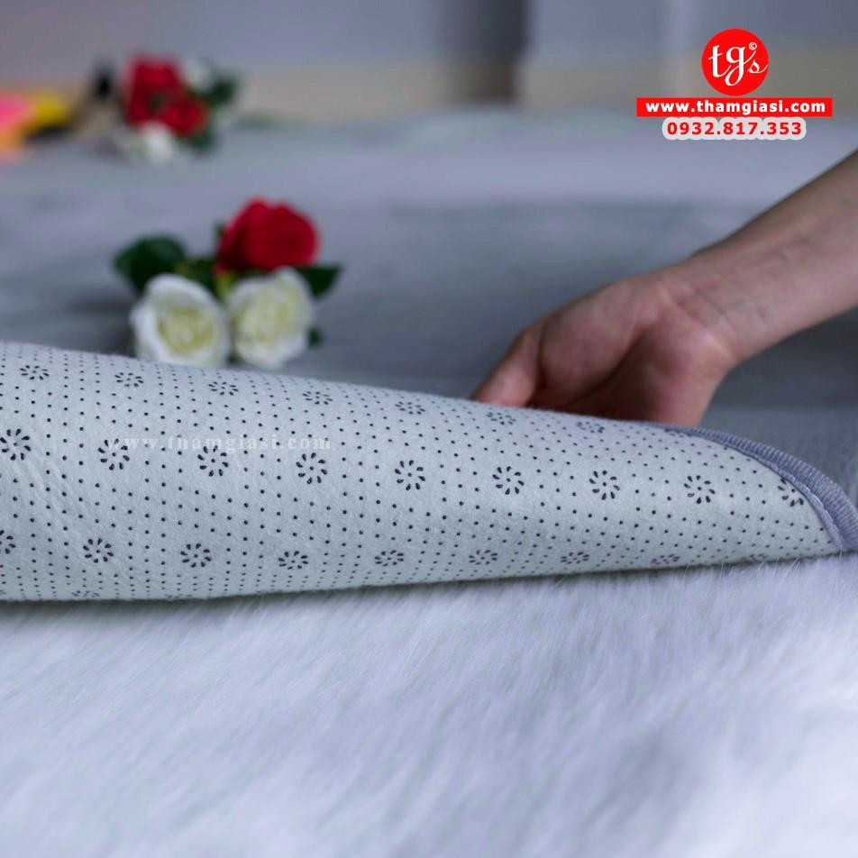 Thảm Nhung Màu Xám Bạc | Thảm Trang Trí Phòng Khách - Phòng Ngủ - Thảm Trải Sofa - Thảm Dành Cho Bé