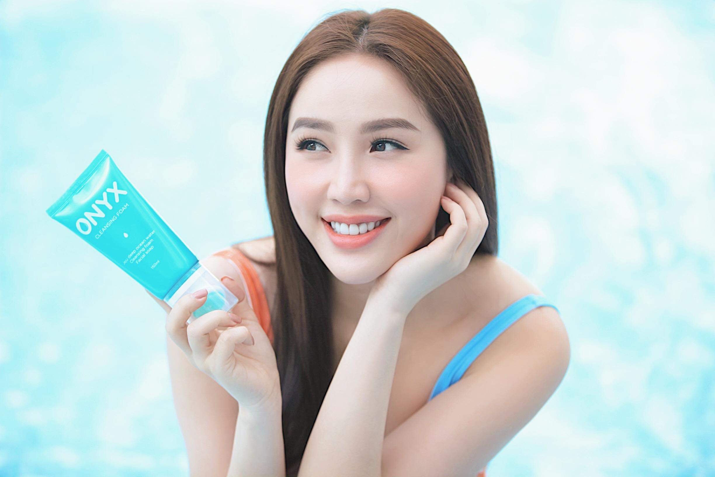 Sữa Rửa Mặt ONYX Làm Sạch Sâu Lỗ Chân Lông, Dưỡng Ầm, Sáng Da, Ngừa Mụn CLEANSING FOAM ONYX 150g